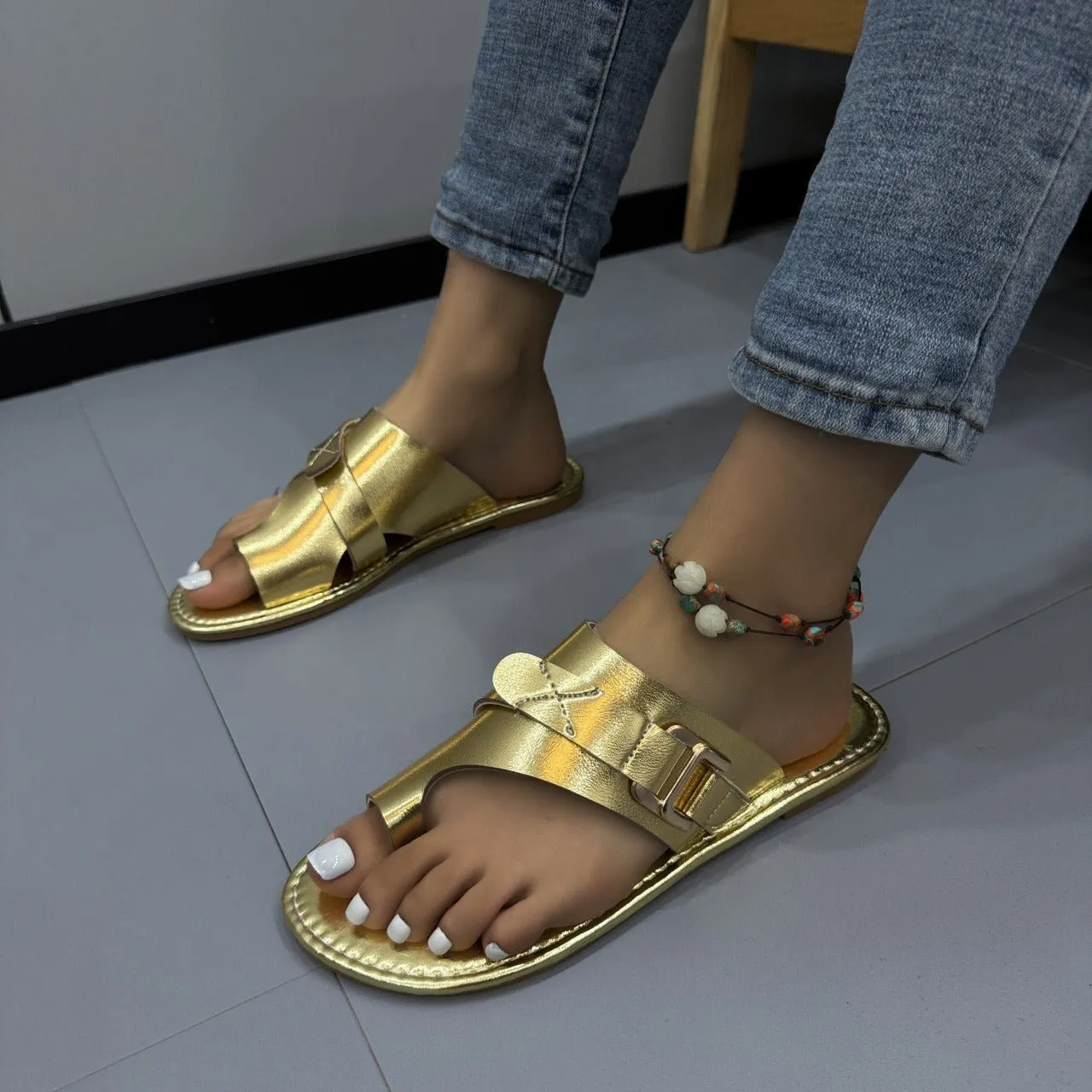 Classic Comfort Flat Sandals for Bunions