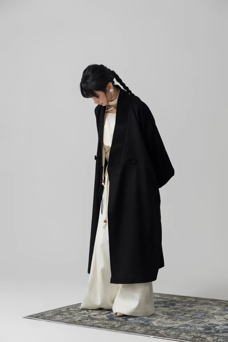 Hou Xue 厚雪 Heavy Snow Modernized Han Dynasty Wool Trench Coat